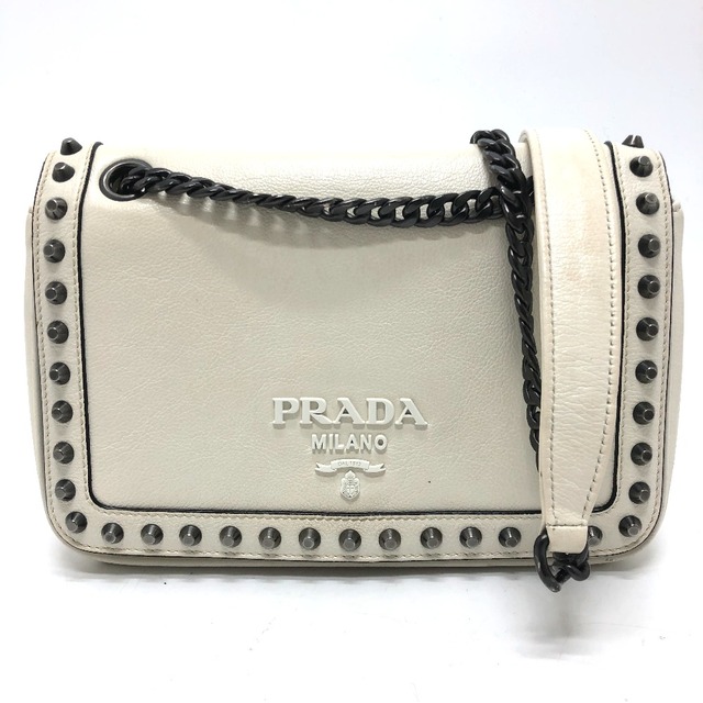 PRADA チェーンショルダーバック