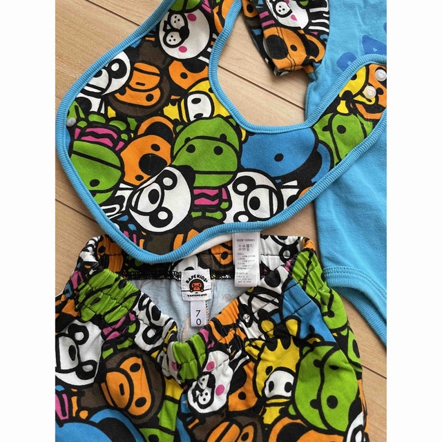 BAPE KIDS(ベイプキッズ)の【70】BAPE KIDS セット キッズ/ベビー/マタニティのベビー服(~85cm)(ロンパース)の商品写真