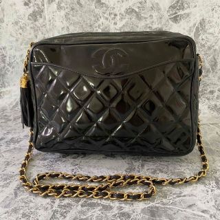 シャネル(CHANEL)のCHANEL シャネル マトラッセ タッセル エナメル ショルダーバッグ(ショルダーバッグ)