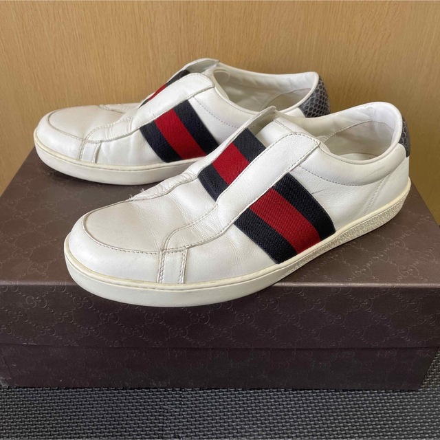 Gucci(グッチ)のGUCCI スニーカー スリッポン 25.5㎝【送料込み】中古品 メンズの靴/シューズ(スニーカー)の商品写真