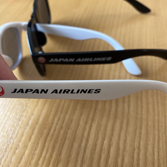 JAL(日本航空)(ジャル(ニホンコウクウ))のJAL キッズサングラス2個セット　中古 キッズ/ベビー/マタニティのこども用ファッション小物(サングラス)の商品写真