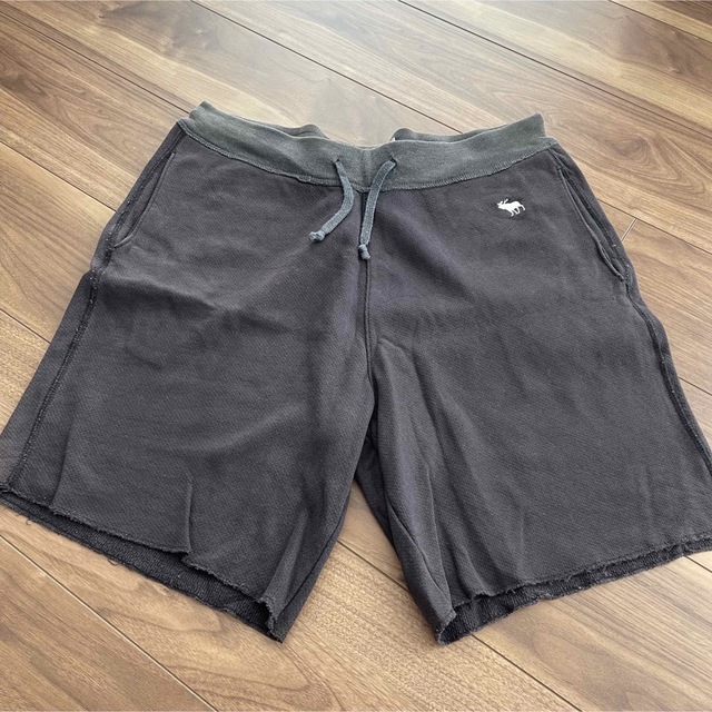 Abercrombie&Fitch(アバクロンビーアンドフィッチ)のアバクロ　ハーフパンツ　スエットパンツ メンズのパンツ(ショートパンツ)の商品写真