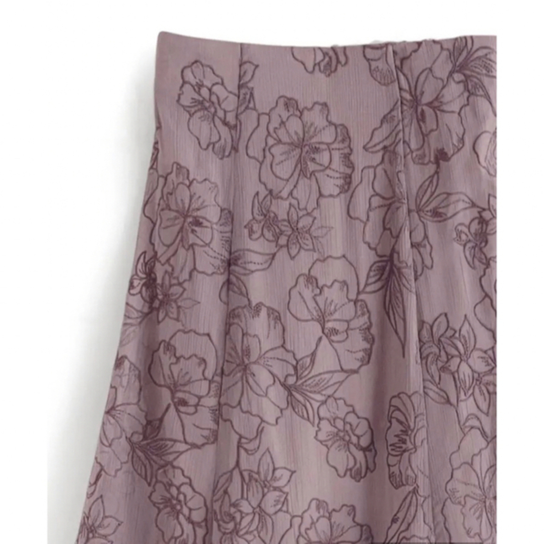 GRL(グレイル)の【新品】GRL グレイル　花柄刺繍フレアスカート[tu441] レディースのスカート(ロングスカート)の商品写真