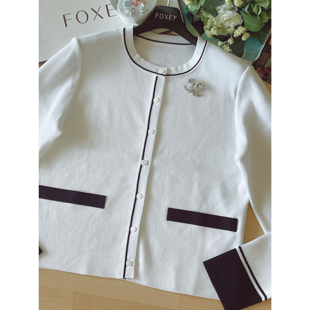 FOXEY(フォクシー)の新品同様！FOXEY アンサンブル　40 Rene フォクシー レディースのトップス(アンサンブル)の商品写真