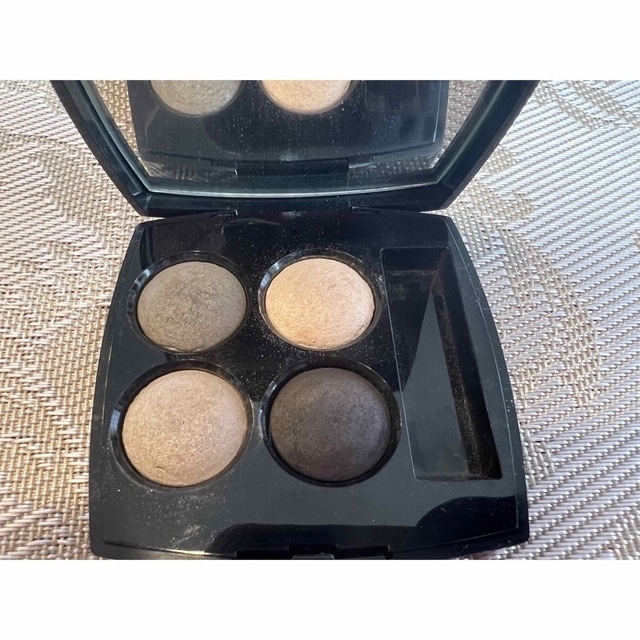 CHANEL - 美品⭐︎シャネル アイシャドウ レキャトルオンブル 33 の