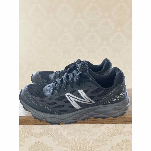 New Balance(ニューバランス)のニューバランスNB 23㎝　M950B2S ミリタリー ARMY 950V2 レディースの靴/シューズ(スニーカー)の商品写真