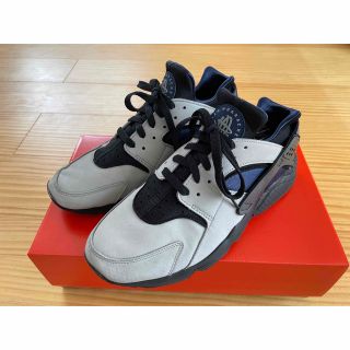 ナイキ(NIKE)のNIKE ナイキ AIR HUARACHE（エア ハラチ）(スニーカー)