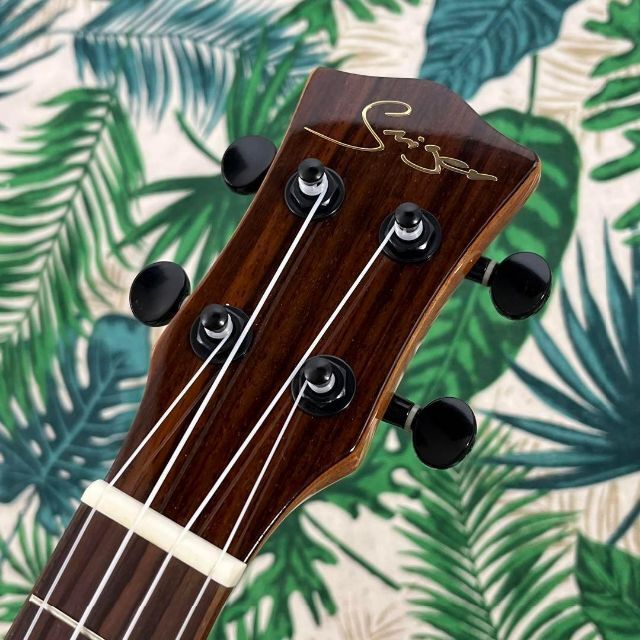 Smijer ukulele】シダー材(杉)単板のエレキ・コンサートウクレレ