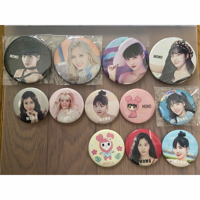 TWICE - モモ 缶バッチ twiceの通販 by frogs shop|トゥワイスならラクマ