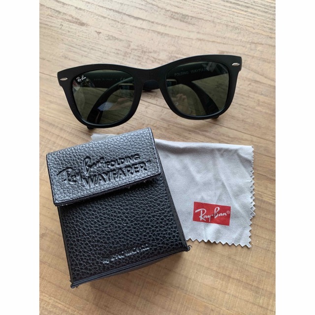 Ray-Ban(レイバン)のRay-Ban レイバンサングラス　折りたたみ　マットブラック　ユニセックス レディースのファッション小物(サングラス/メガネ)の商品写真