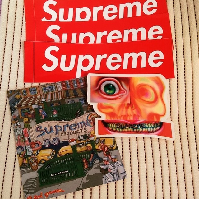 Supreme(シュプリーム)のSupreme★シュプリーム/ステッカー エンタメ/ホビーのコレクション(ノベルティグッズ)の商品写真