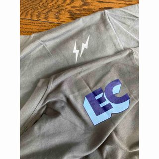 ELECTRIC COTTAGE - ELECTRIC COTTAGE × STUSSY Tシャツの通販 by ELECTRIC COTTAGE - ELECTRIC COTTAGE × STUSSY Tシャツの通販 by