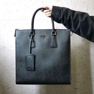 プラダ トートバッグ(メンズ)の通販 200点以上 | PRADAのメンズを買う プラダ トートバッグ(メンズ)の通販 200点以上 | PRADAのメンズを買う