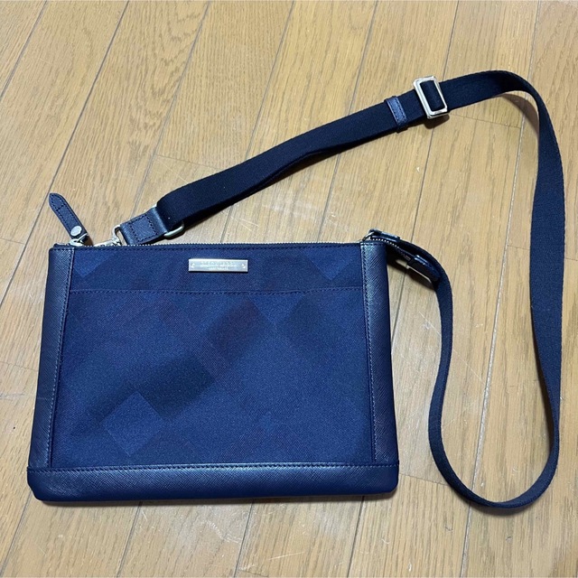 BURBERRY BLACK LABEL(バーバリーブラックレーベル)のBLACK LABEL  ショルダーバッグ メンズのバッグ(ショルダーバッグ)の商品写真