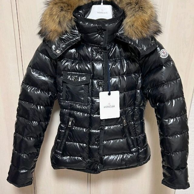 ☆新品・本物保証☆MONCLER ARMOISE ダウンジャケット ４ 黒　XL