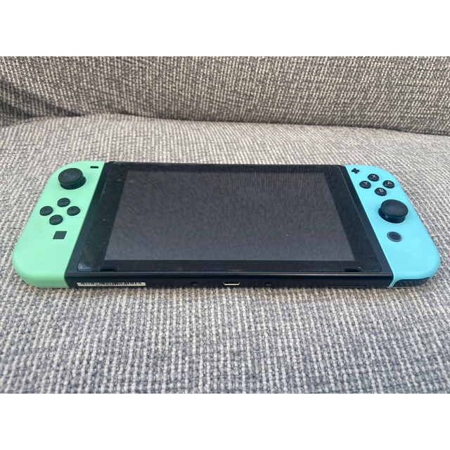 Nintendo Switch(ニンテンドースイッチ)の【保証付】switch あつ森　本体 エンタメ/ホビーのゲームソフト/ゲーム機本体(家庭用ゲーム機本体)の商品写真