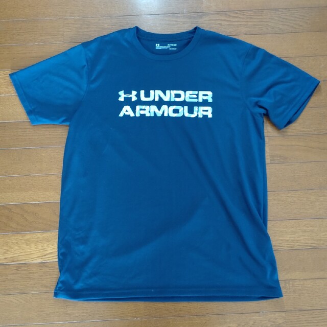 UNDER ARMOUR(アンダーアーマー)のアンダーアーマー　Ｔシャツ５枚セット メンズのトップス(Tシャツ/カットソー(半袖/袖なし))の商品写真