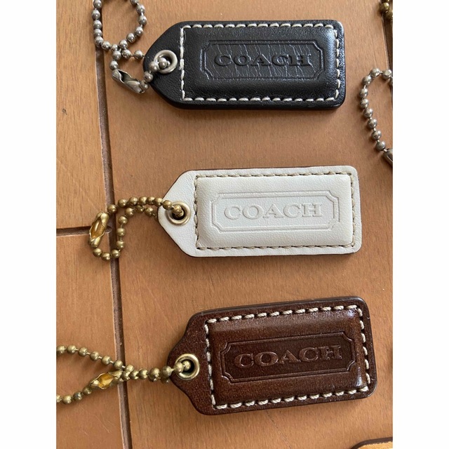 COACH(コーチ)のcoach バッグチャーム　キーホルダー　ブランドタグ7点 ハンドメイドのファッション小物(バッグチャーム)の商品写真