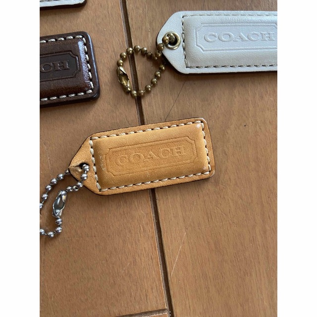 COACH(コーチ)のcoach バッグチャーム　キーホルダー　ブランドタグ7点 ハンドメイドのファッション小物(バッグチャーム)の商品写真