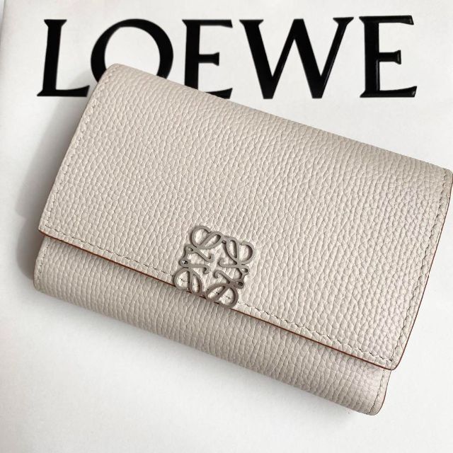 LOEWE アナグラム バーティカル ウォレット スモール ライトゴースト