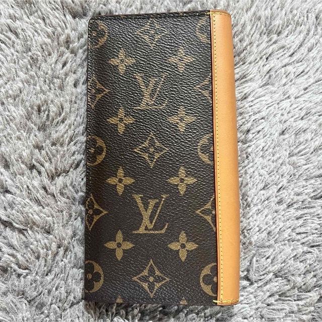 Shop Louis Vuitton MONOGRAM MACASSAR Brazza wallet (M69410) by