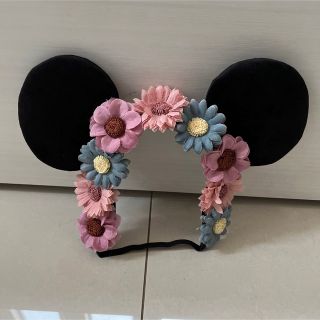 ディズニー(Disney)のディズニーリゾート　ミニーちゃんお花カチューシャ(カチューシャ)