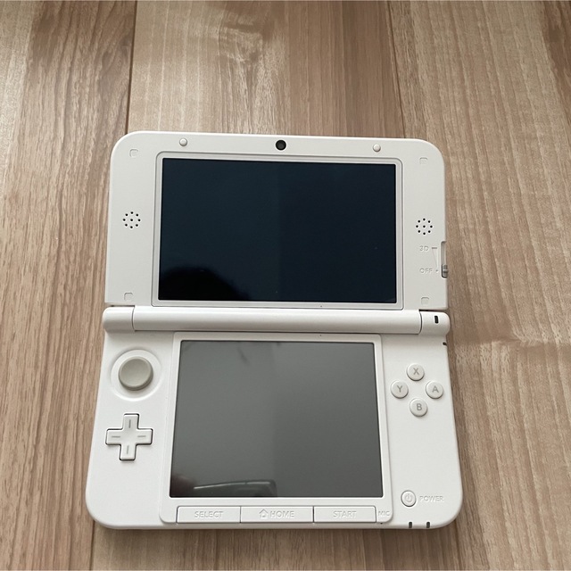 任天堂 3DS LL 本体 エンタメ/ホビーのゲームソフト/ゲーム機本体(携帯用ゲーム機本体)の商品写真