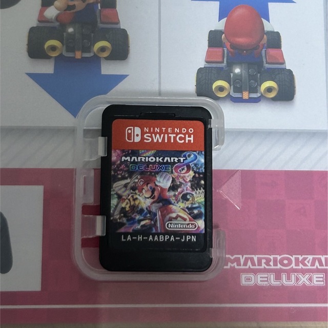 Nintendo Switch(ニンテンドースイッチ)のNintendoSwitchマリオカート8DX 中古送料込 エンタメ/ホビーのゲームソフト/ゲーム機本体(家庭用ゲームソフト)の商品写真