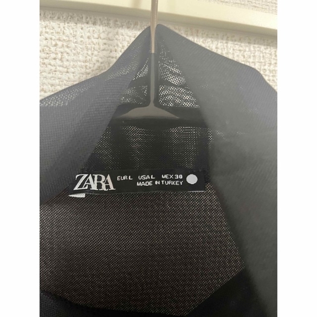 ZARA(ザラ)の新品未使用★ZARA ハイネックTシャツ レディースのトップス(Tシャツ(長袖/七分))の商品写真