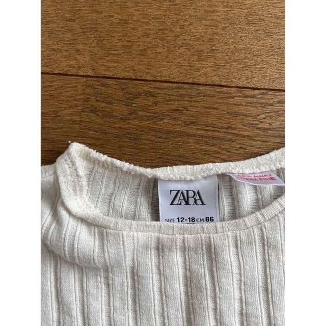 ZARA KIDS(ザラキッズ)のkyu4様専用！ZARA フリルトップス　86cm キッズ/ベビー/マタニティのベビー服(~85cm)(シャツ/カットソー)の商品写真