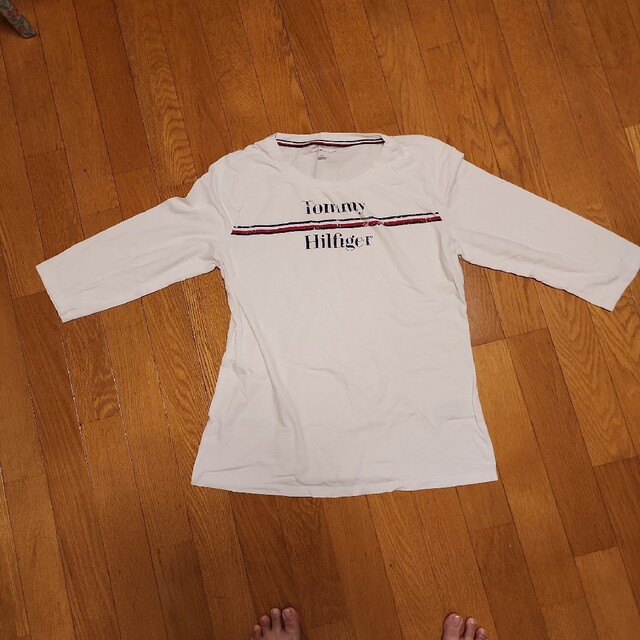 TOMMY HILFIGER(トミーヒルフィガー)の七分丈　Tシャツ レディースのトップス(シャツ/ブラウス(長袖/七分))の商品写真