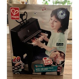 新品未使用　Hape デラックスアップライトピアノ E0629(楽器のおもちゃ)