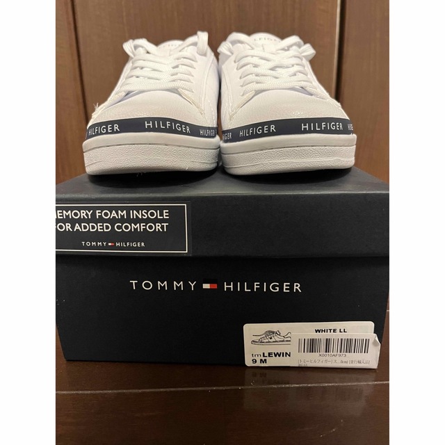 TOMMY HILFIGER(トミーヒルフィガー)のトミーヒルフィガー　スニーカー　新品未使用　US9(27.0cm)サイズ メンズの靴/シューズ(スニーカー)の商品写真