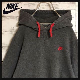 ナイキ(NIKE)の【美品】ナイキスポーツウェア☆刺繍ロゴ入りパーカー　裏起毛　グレー　A408(パーカー)