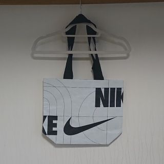 ナイキ(NIKE)のナイキ エコバッグ Sサイズ 手提げカバン ショップバッグ(エコバッグ)