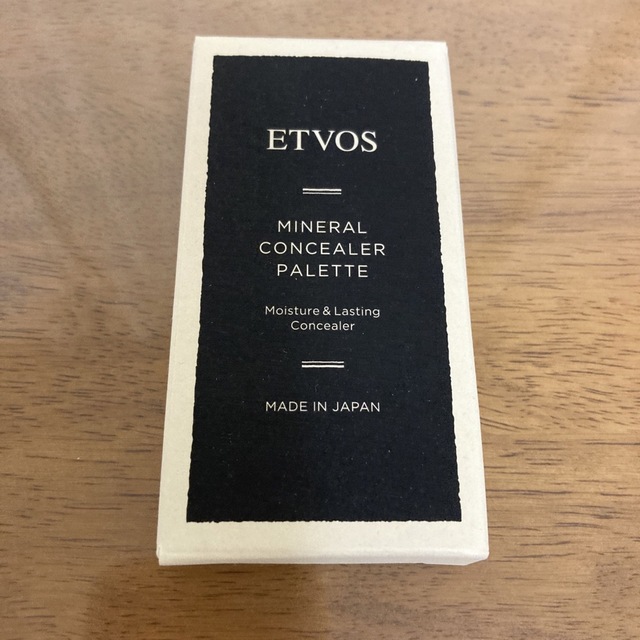 ETVOS(エトヴォス)の【新品・未使用】ETVOS エトヴォス ミネラルコンシーラー パレット 匿名配送 コスメ/美容のベースメイク/化粧品(コンシーラー)の商品写真