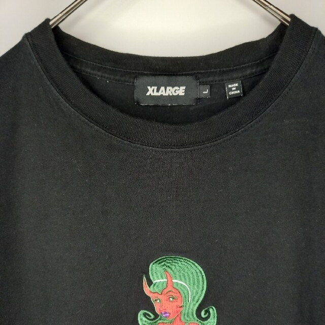 XLARGE(エクストララージ)のエクストララージ　クルーネック　Tシャツ　半袖　刺繍　ブラック　L メンズのトップス(Tシャツ/カットソー(半袖/袖なし))の商品写真