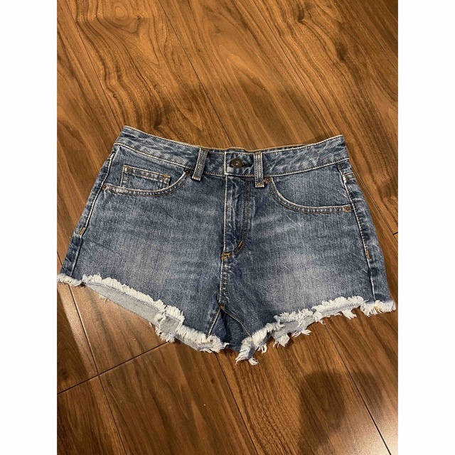 GU デニムショートパンツ S | フリマアプリ ラクマ