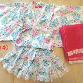 140 美品　浴衣 ドレス　花柄　女の子　スカート　夏祭り　和装　レース(甚平/浴衣)