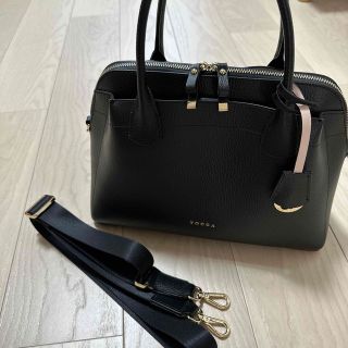 トッカ(TOCCA)のNOBLESSE LEATHER TOTE レザートート　TOCCA(ハンドバッグ)