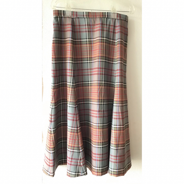 Yorkland(ヨークランド)のYORK LAND   チェック スカート  レディースのスカート(ロングスカート)の商品写真