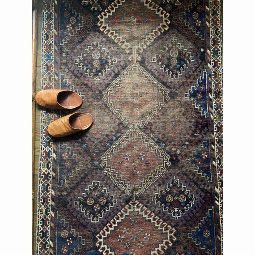 IDEE(イデー)のAntique khamse qashqai rug※GW終了までお値下げ！ インテリア/住まい/日用品のラグ/カーペット/マット(ラグ)の商品写真