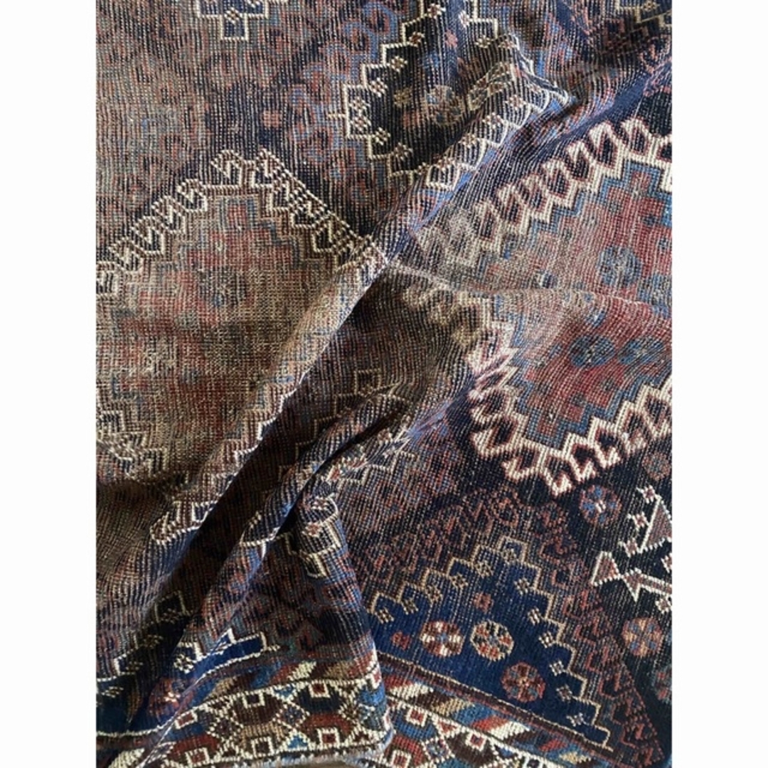 IDEE(イデー)のAntique khamse qashqai rug※GW終了までお値下げ！ インテリア/住まい/日用品のラグ/カーペット/マット(ラグ)の商品写真