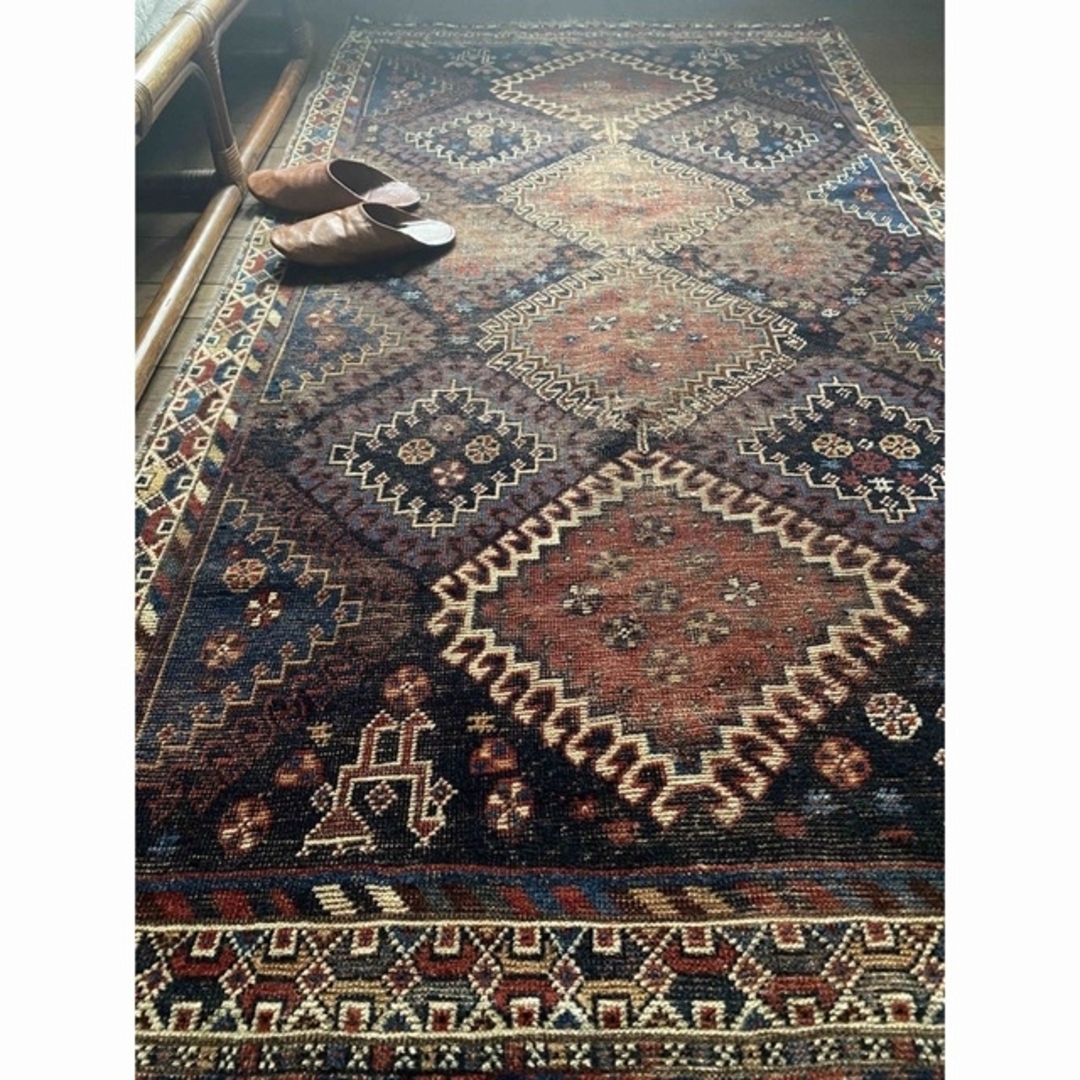 IDEE(イデー)のAntique khamse qashqai rug※GW終了までお値下げ！ インテリア/住まい/日用品のラグ/カーペット/マット(ラグ)の商品写真