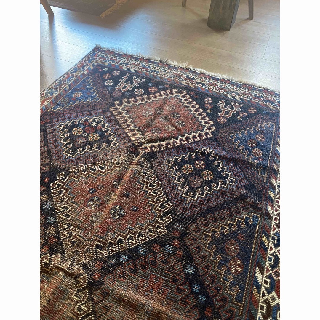 IDEE(イデー)のAntique khamse qashqai rug※GW終了までお値下げ！ インテリア/住まい/日用品のラグ/カーペット/マット(ラグ)の商品写真