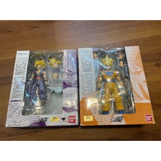 2点 セット　S.H.Figuarts スーパーサイヤ人孫悟空　孫悟飯　(アニメ/ゲーム)