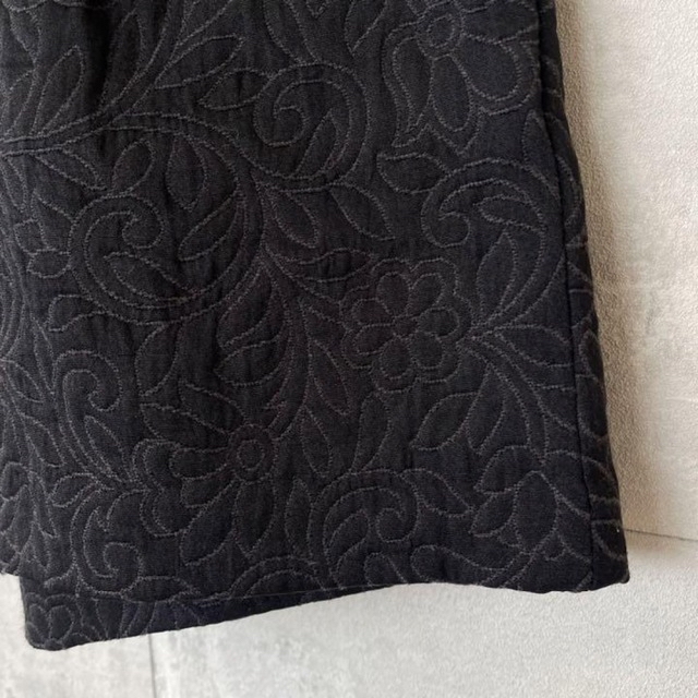 ROSE BUD(ローズバッド)のローズバッドROSE BUD フリーサイズ　黒　ショートパンツ花柄織柄　上質 レディースのパンツ(ショートパンツ)の商品写真