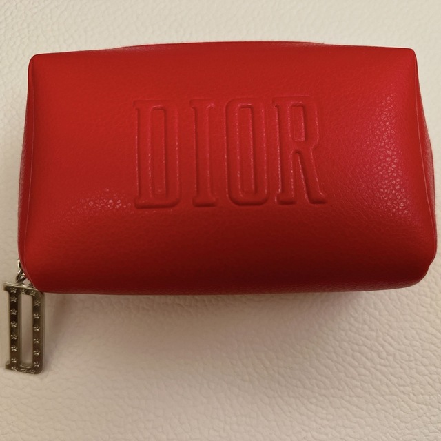 Dior(ディオール)のDior ポーチ 赤 レディースのファッション小物(ポーチ)の商品写真