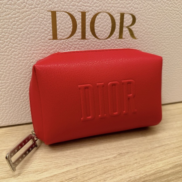 Dior(ディオール)のDior ポーチ 赤 レディースのファッション小物(ポーチ)の商品写真