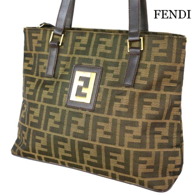 美品　FENDI フェンディ　トートバッグ　ハンドバッグ　ズッカ　柄　1円付属品なし